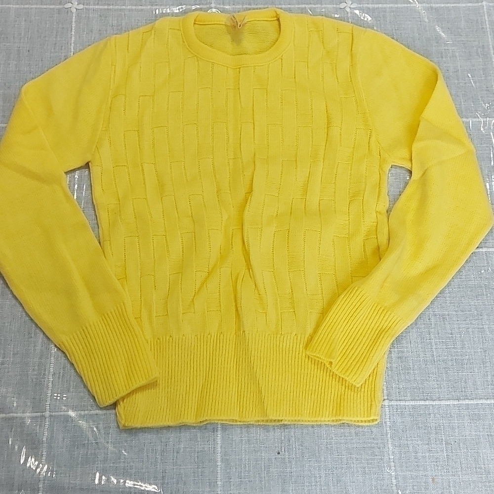 VINTAGE yellow fanfare sweater